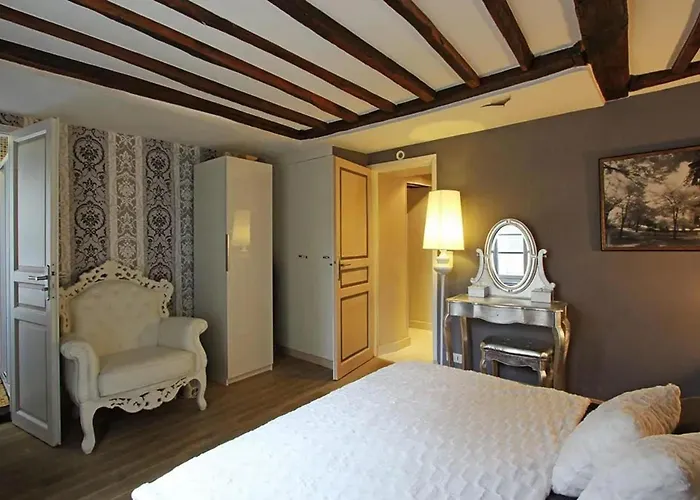 Spacieux Au Coeur De 75 M² Avec Vue Sur La Apartment Paris